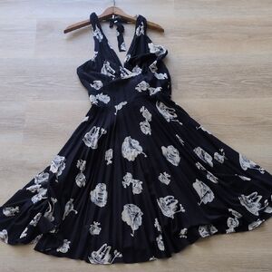 Size 10 Trashy Diva Halter Dress Midnight In Paris